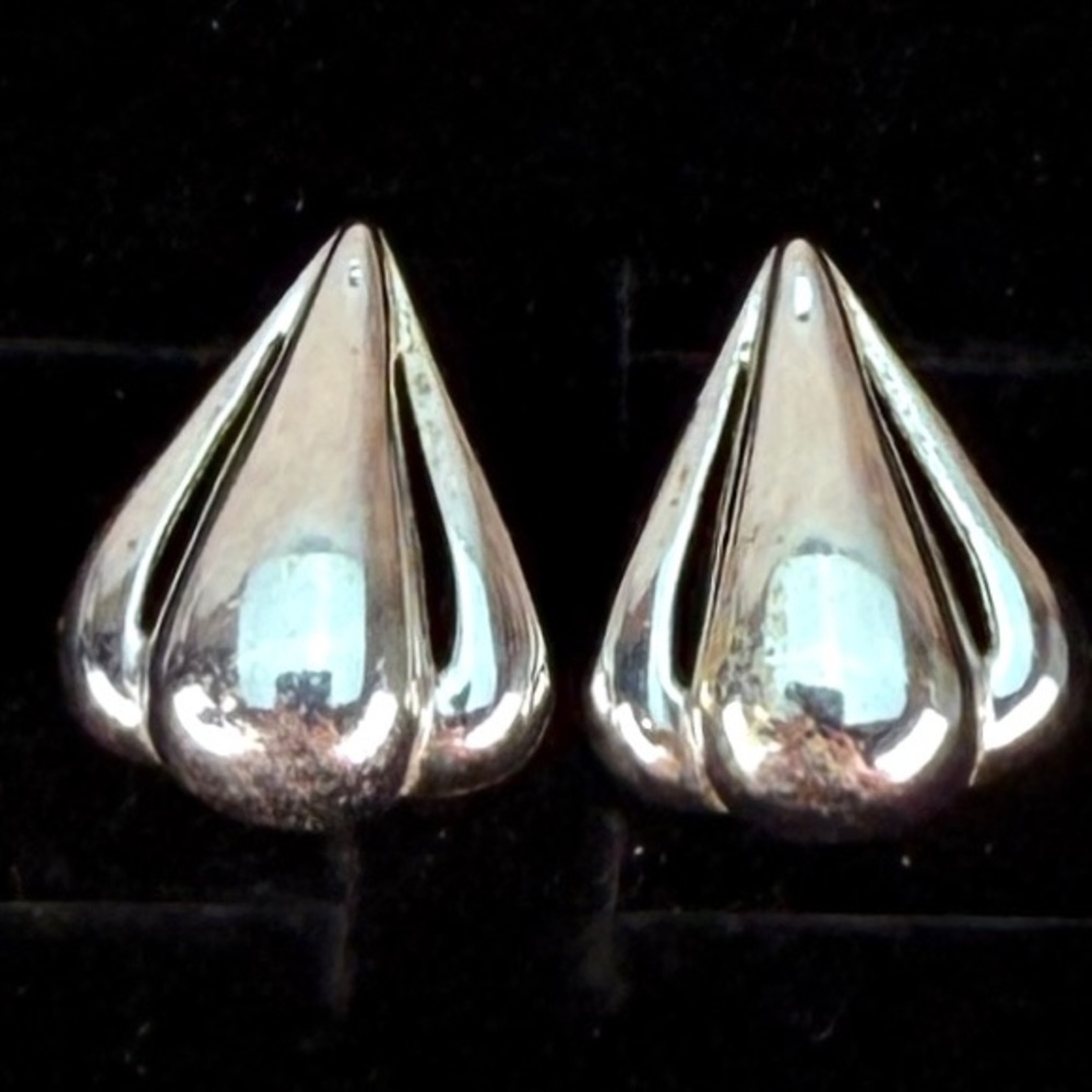 Vintage weighted Silvertone Triangle tear pierced Earrings